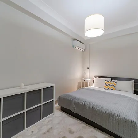 Appartement 3-bedroom New With Balcony
