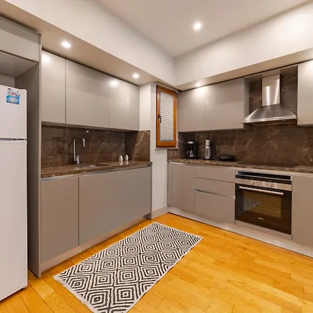 3-bedroom New With Balcony Appartement