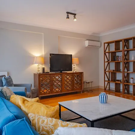 3-bedroom New With Balcony * Istanboel