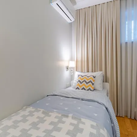 3-bedroom New With Balcony Appartement