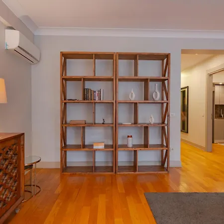 3-bedroom New With Balcony Istanboel