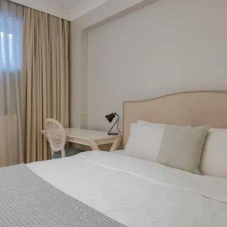 Appartement 3-bedroom New With Balcony *
